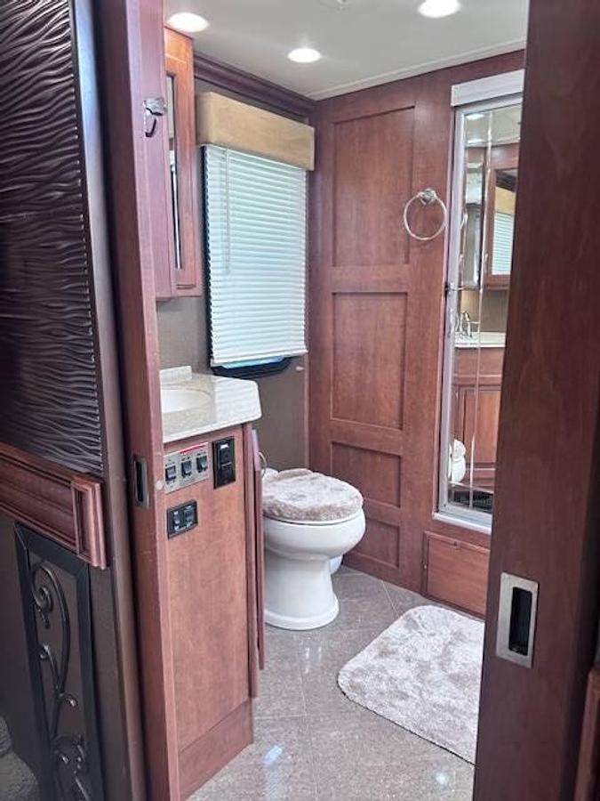 Used 2012 Fleetwood Discovery 42M Class A Motorhome