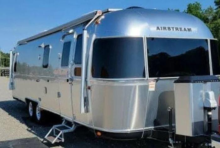 Used 2020 Airstream Classic 30RBT