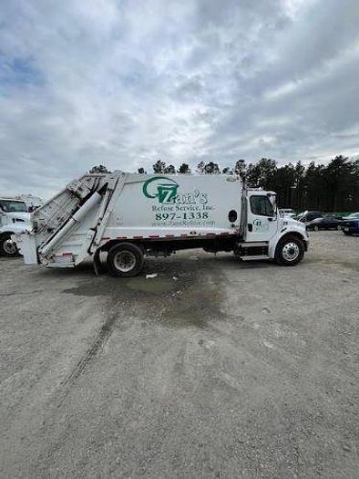 Used 2021 Freightliner M2 106