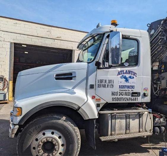 Used 2014 Volvo VHD84F200 With 2014 Hiab XS322EP-5 CLX Mounted