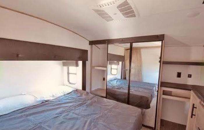 Used 2022 Forest River Cherokee Artic Wolf 3770 Suite