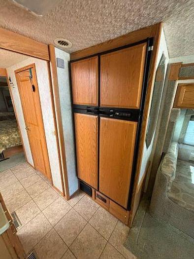 Used 2004 Winnebago Journey WKP39K