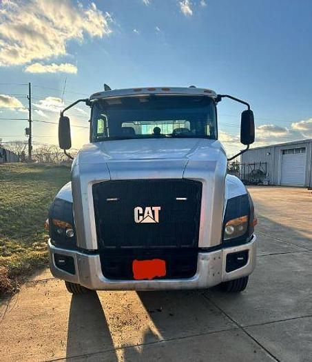 Used 2012 CATERPILLAR CT660