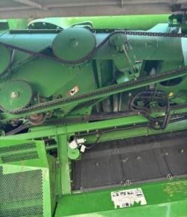 Used 2008 JOHN DEERE 9770 STS Combine
