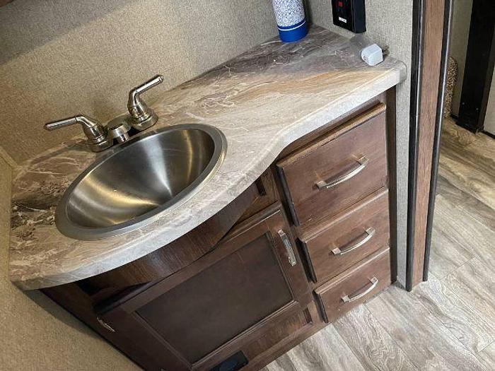 Used 2019 Grand Design Reflection 150 Series 273MK