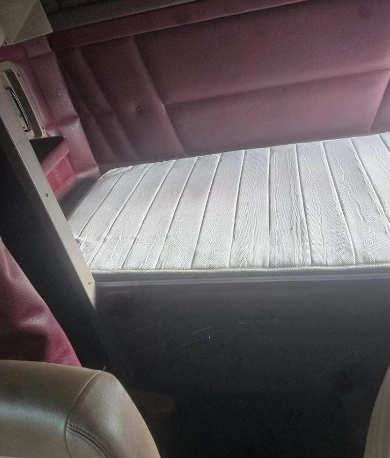 Used 2001 PETERBILT 379EXHD Conventional Sleeper Semi