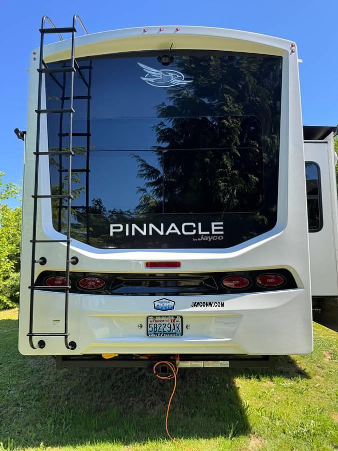 Used 2024 Jayco Pinnacle 38FLS Fifth Wheel