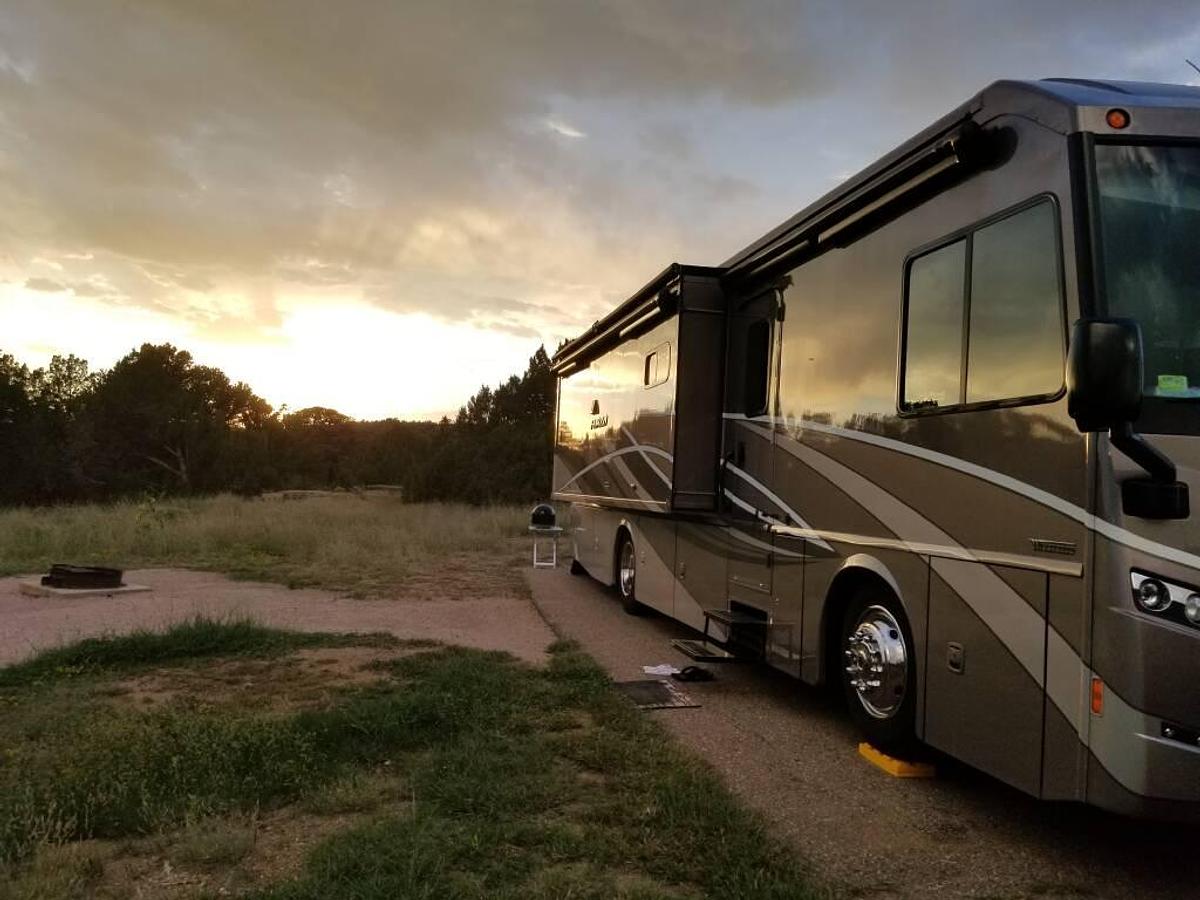 Used 2017 Winnebago Forza 34T