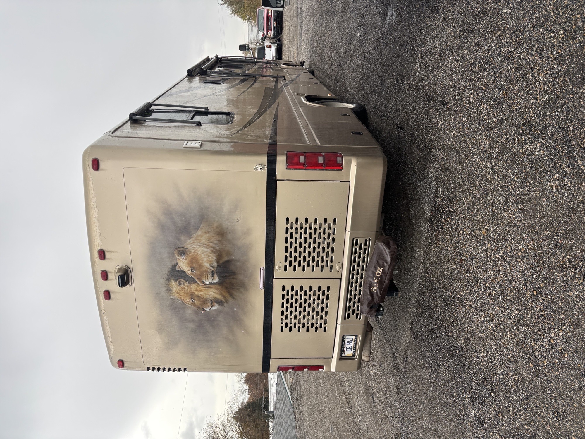 Used 2004 Safari Sahara 40DST