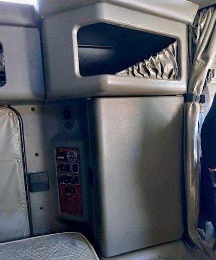 Used 2005 KENWORTH W900L