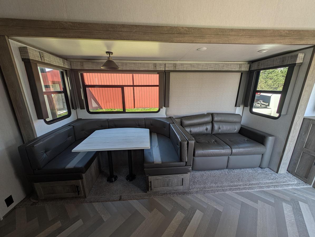 Used 2022 Forest River Salem Hemisphere 356qb