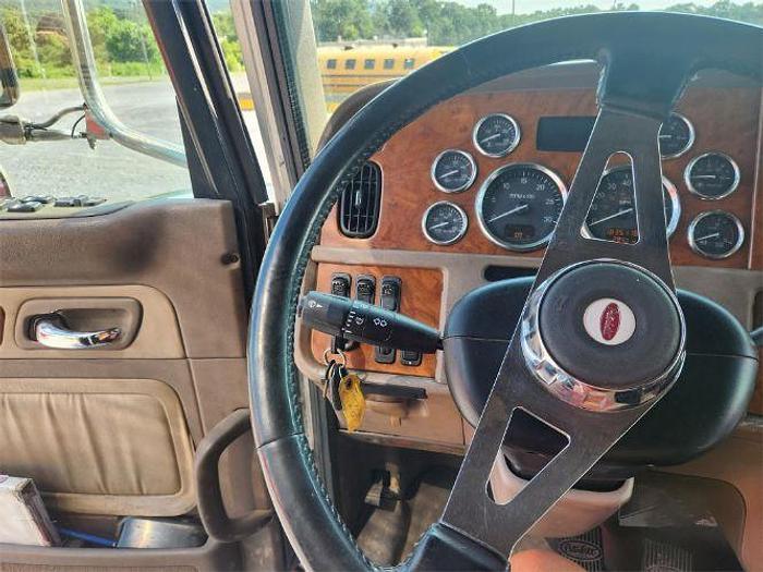 Used 2006 Peterbilt 379