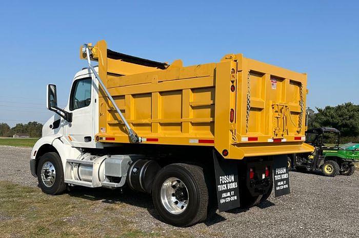 Used 2022 Peterbilt 579