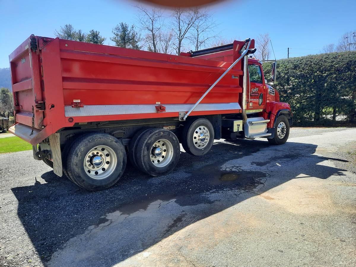 Used 2022 Western Star Tri-Axle Dump Truck