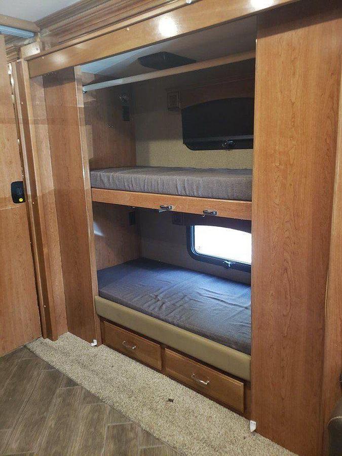 Used 2018 Holiday Rambler Endeavor XL 38N  360 XCM Diesel Pusher Motorhome