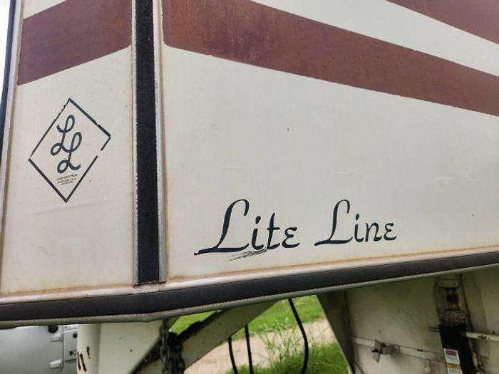 Used 1986 Lite Line 9 Horse Trailer