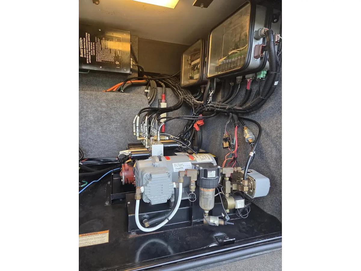 Used 2008 Foretravel Nimbus 342 Stonebriar