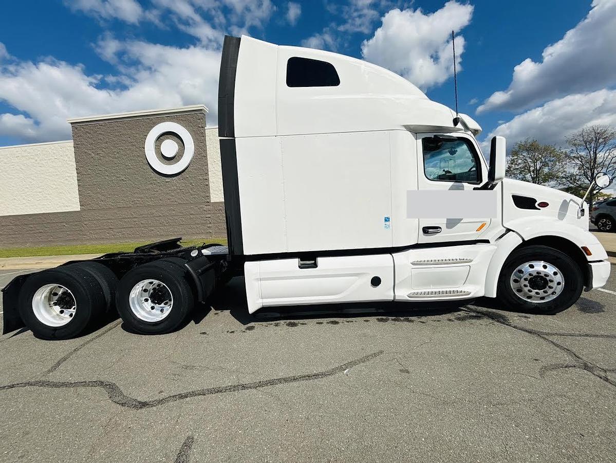 Used 2021 Peterbilt 579