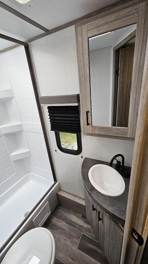 Used 2022 Keystone Passport 219BH