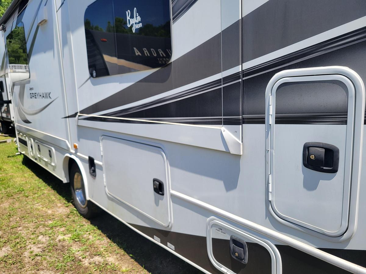 Used 2021 Jayco Greyhawk 27U