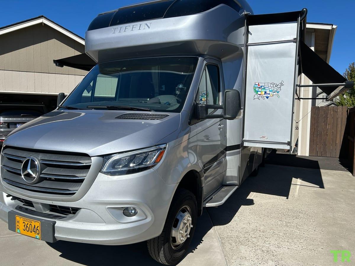 Used 2020 Tiffin Wayfarer RW Class C Motorhome
