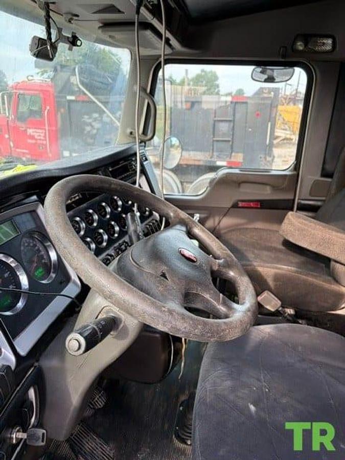 Used 2015 Kenworth W900