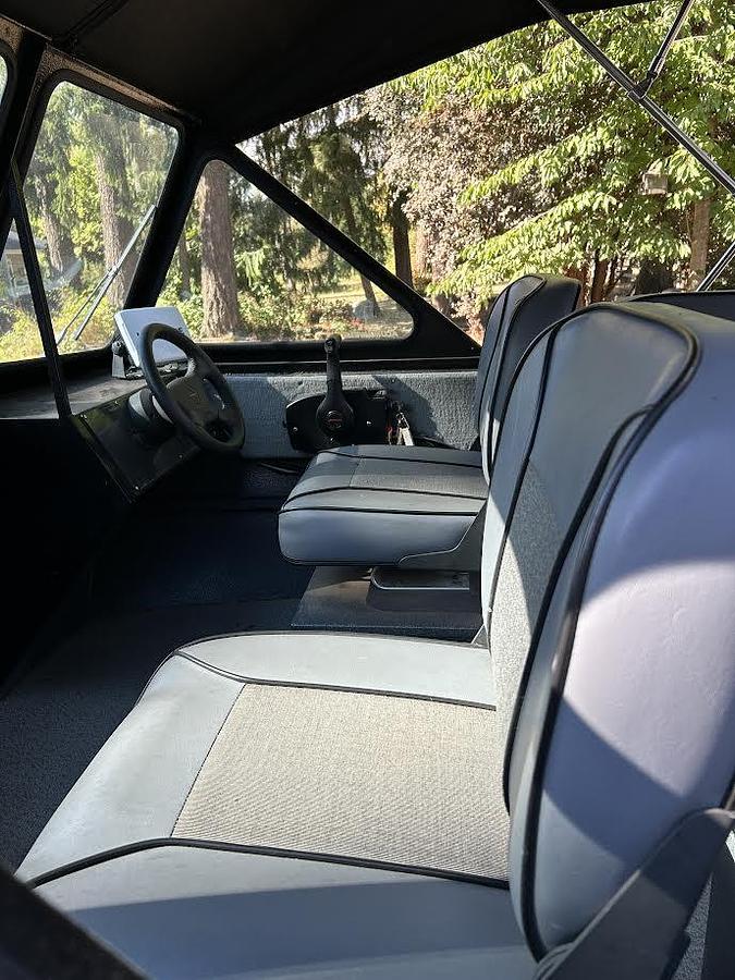 Used 2009 Alumaweld Stryker Fishing Boat