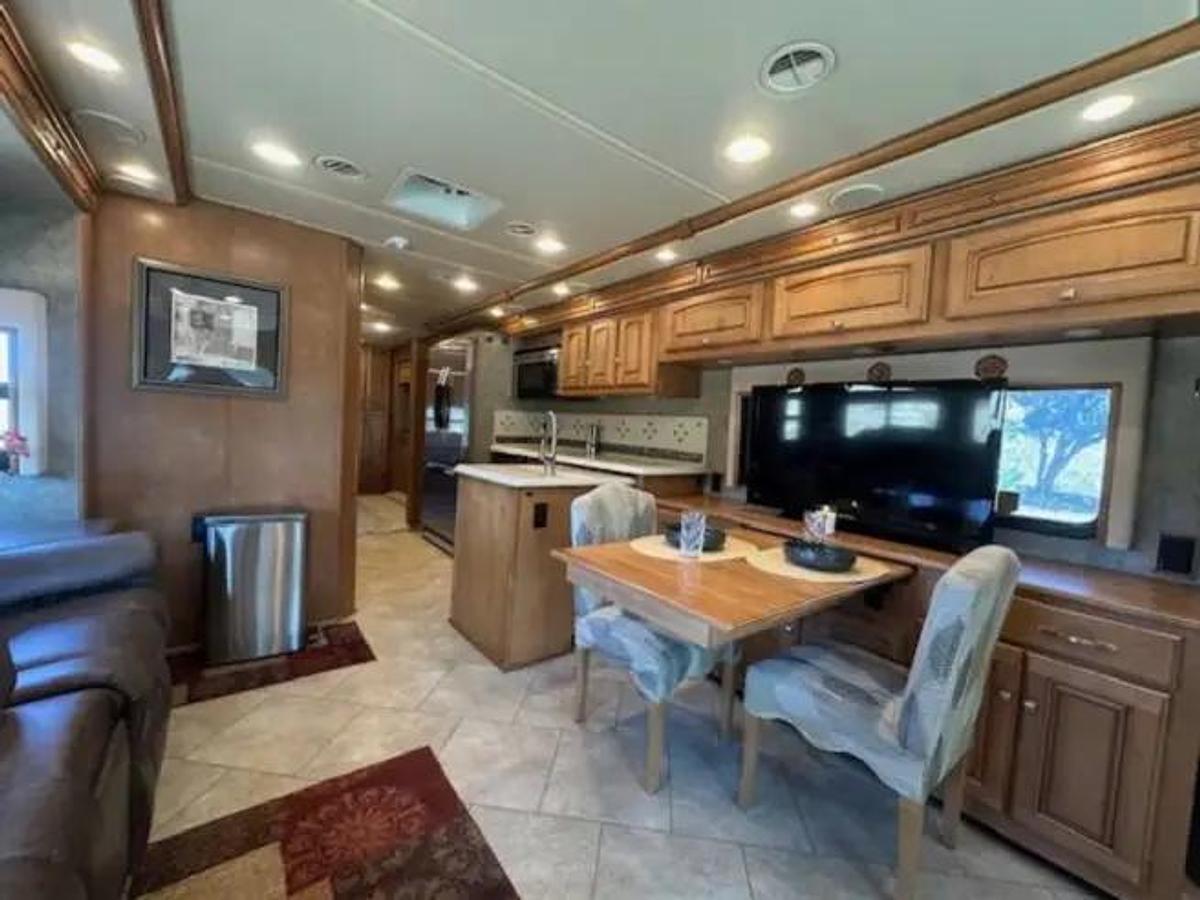 Used 2014 Winnebago Journey 34B Class A Motorhome