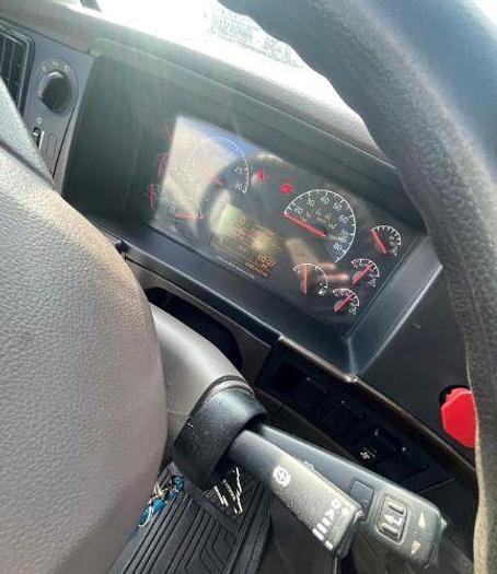 Used 2017 Volvo VNL62T630