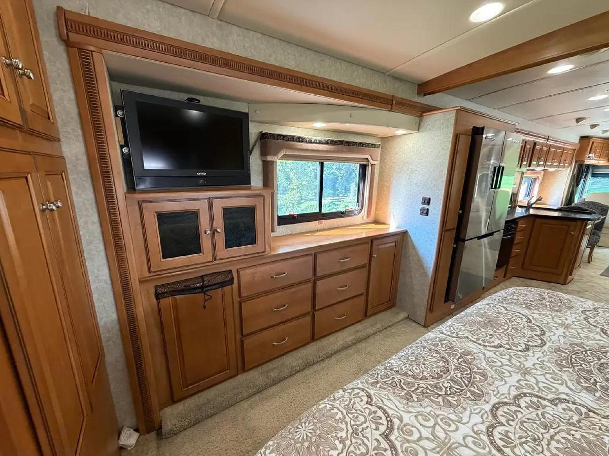 Used 2010 Winnebago Journey Express 34y