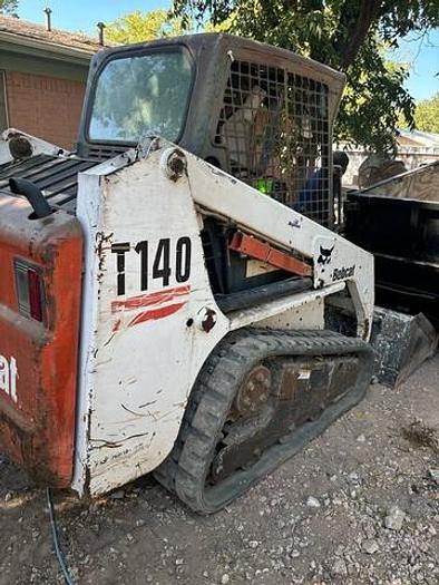 Used 2006 Bobcat Skid steer T-140