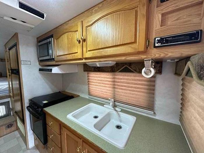 Used 2002 Thor Citation Truck Bed Camper