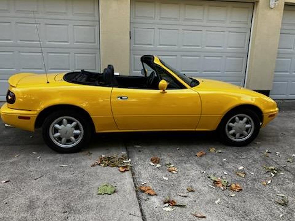 Used 1992 Mazda MX-5 Miata Convertible