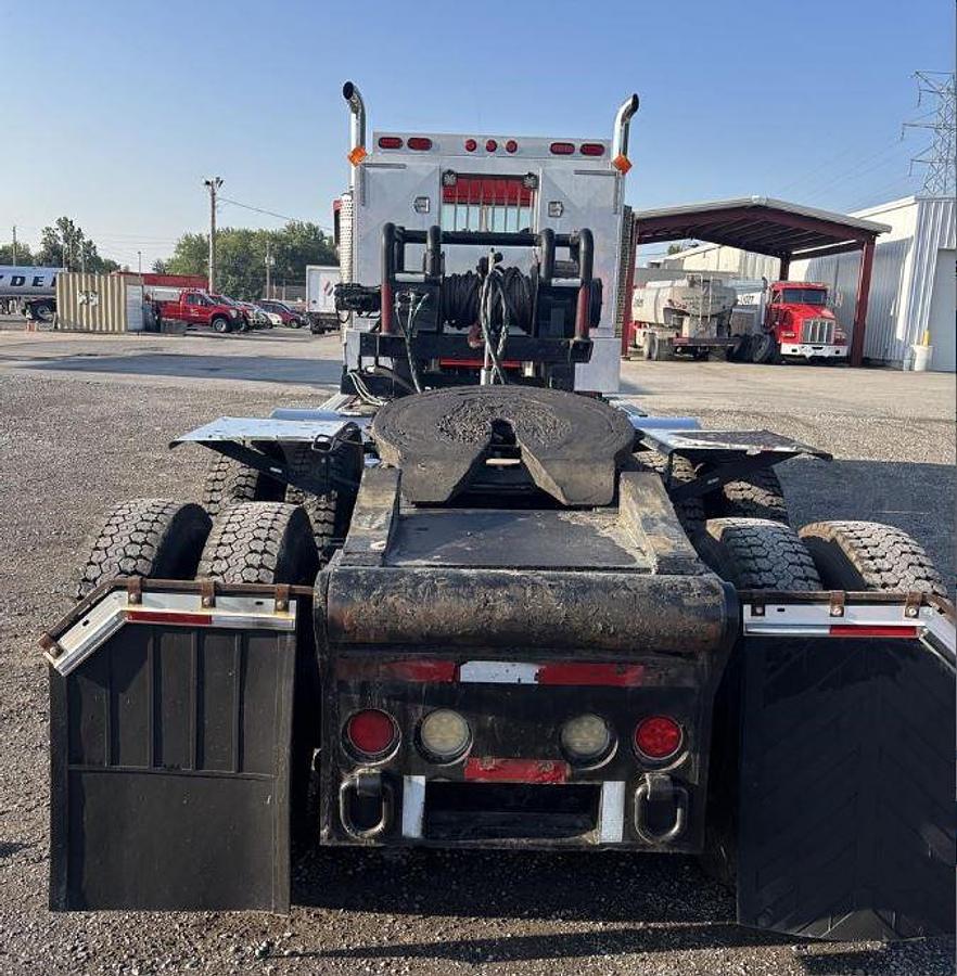 Used 2006 Kenworth T800 Wide Nose Day Cab Semi Truck