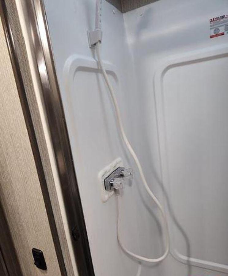 Used 2022 Winnebago Adventurer 29B Class A Motorhome