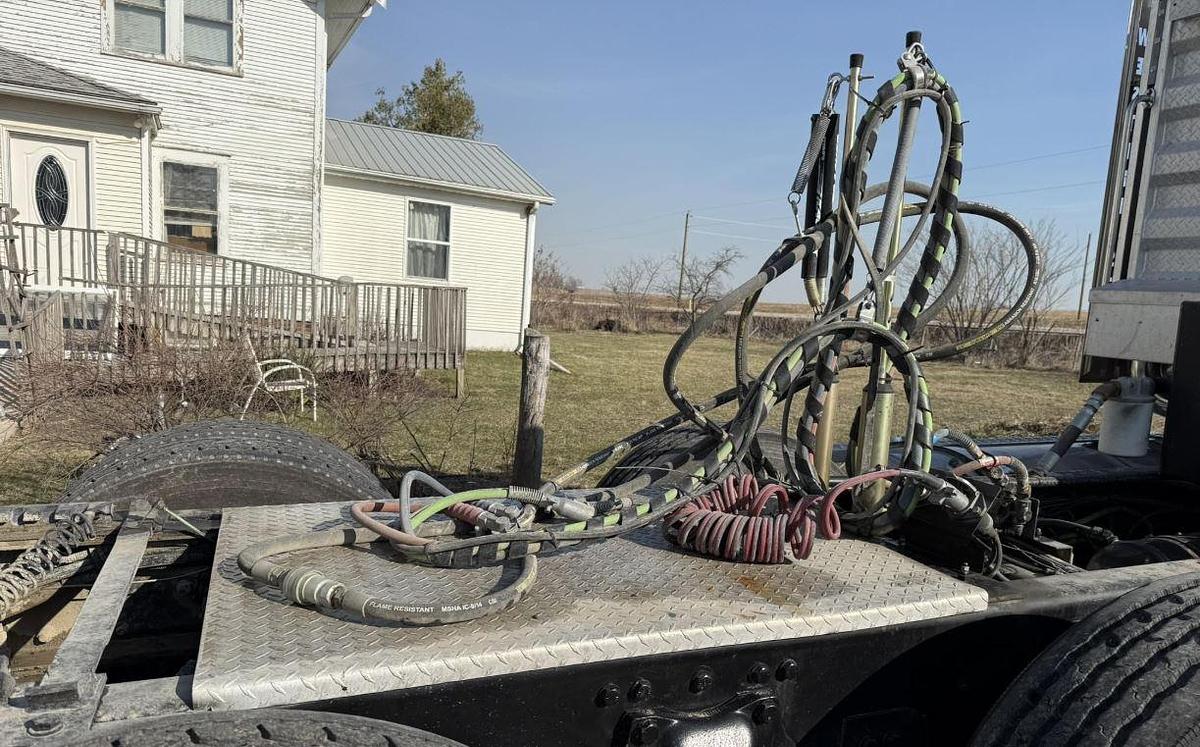Used 2011 Western Star 4900 Day Cab