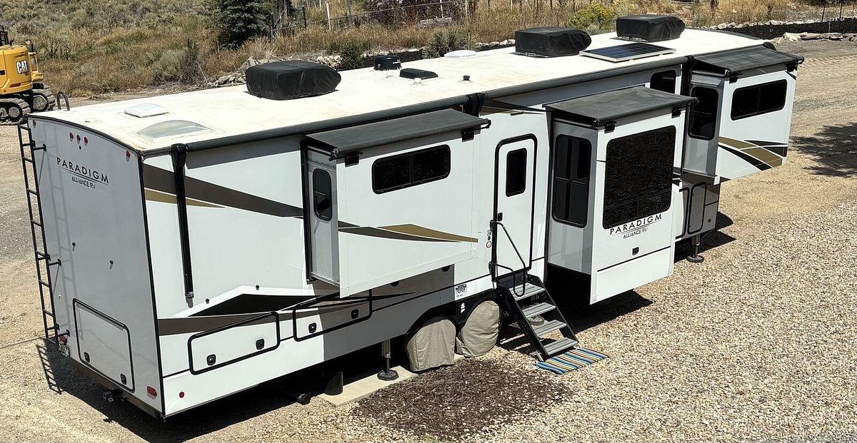 Used 2022 Alliance RV Paradigm 385 FL Fifth Wheel