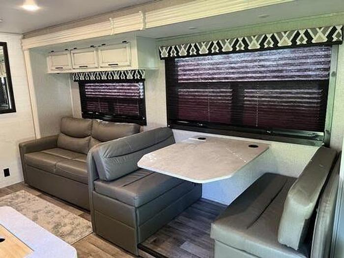 Used 2021 Entegra Odyssey 30Z