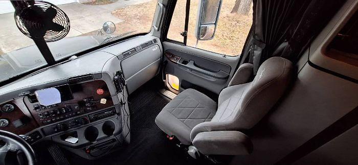 Used 2008 Freightliner Century Signature Series