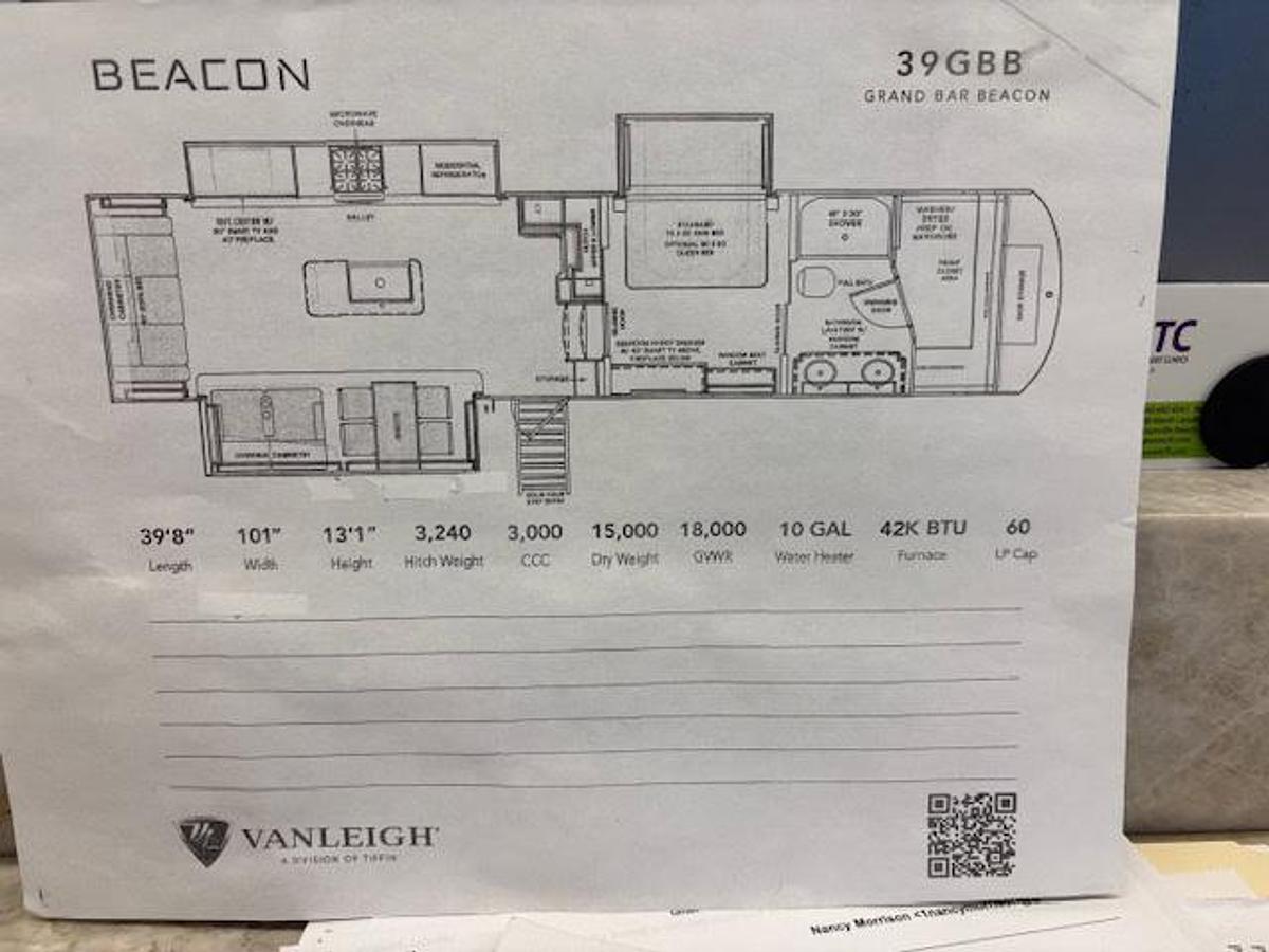 Used 2018 VanLeigh Beacon 39GBB Fifth Wheel