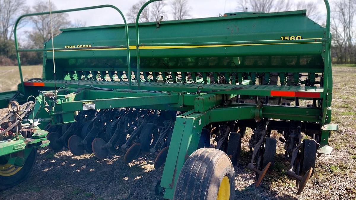 Used 2003 JOHN DEERE 1590&1560 Attached With Houck Hitch