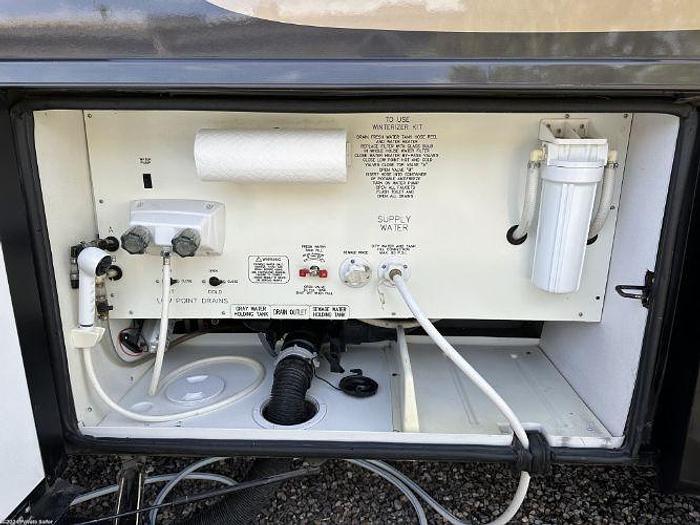 Used 2009 Newmar Ventana VTDP3936