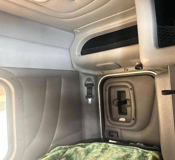 Used 2023 Peterbilt 389