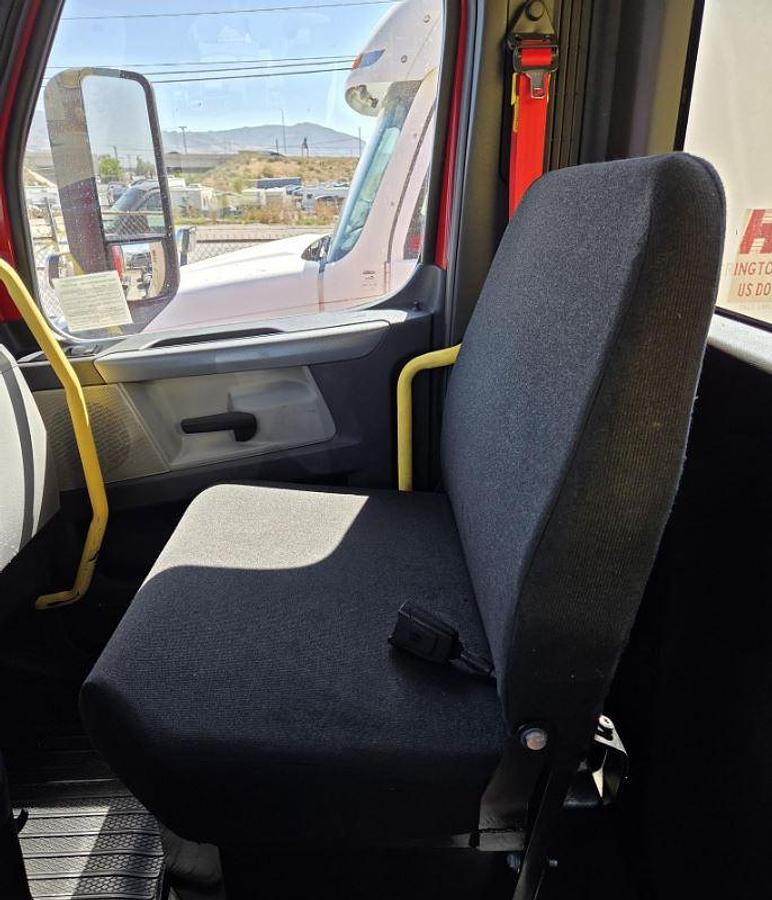 Used 2021 Freightliner Cascadia 116