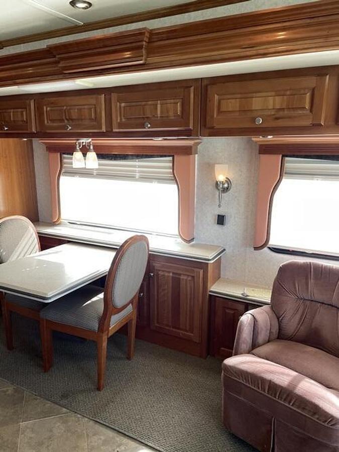 Used 2007 Monaco Camelot 42PDQ Class A Motorhome
