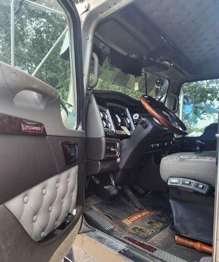 Used 2014 KENWORTH W900L