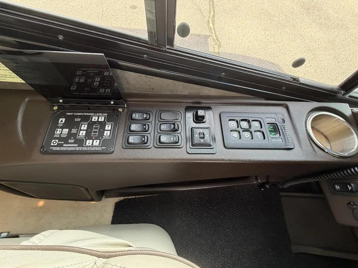 Used 2015 Winnebago Itasca Ellipse 42HD