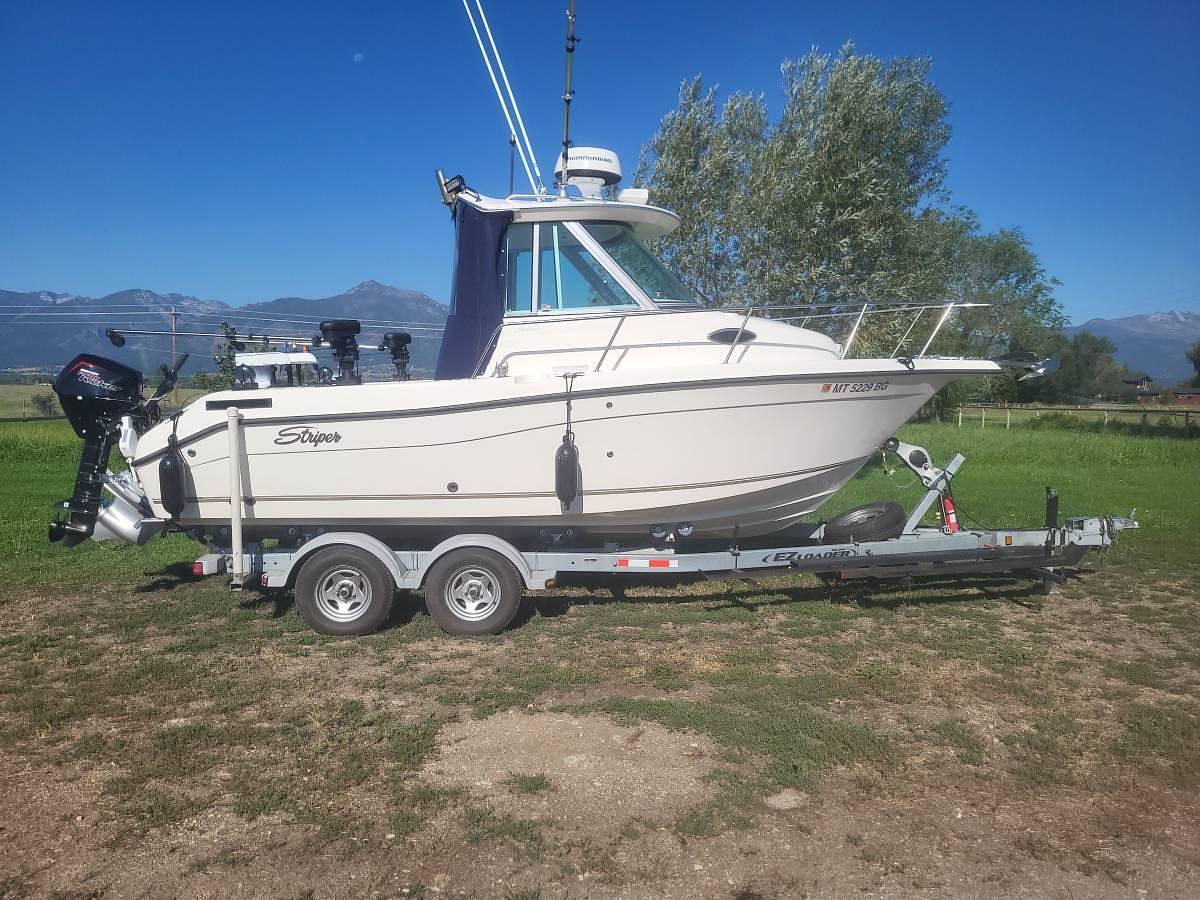 Used 2008 Seaswirl Striper 2101 Walk-Around Alaskan Package Powerboat