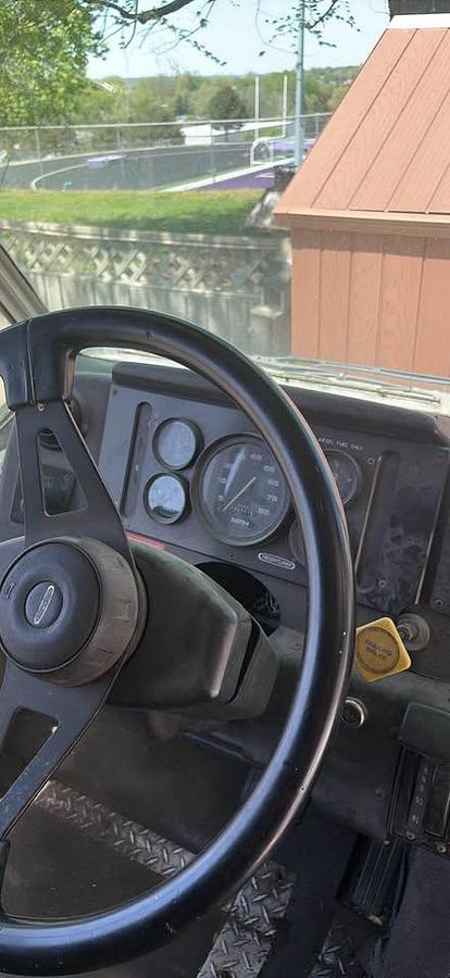 Used 1999 Freightliner Cascadia
