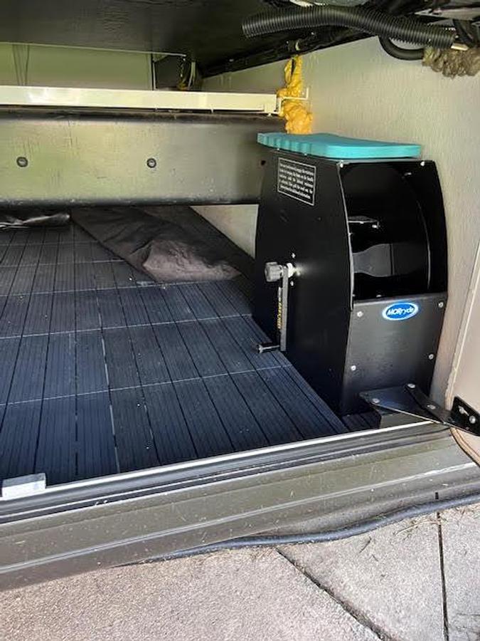 Used 2014 Thor Motor Coach Palazzo 33.2 Class A Motorhome